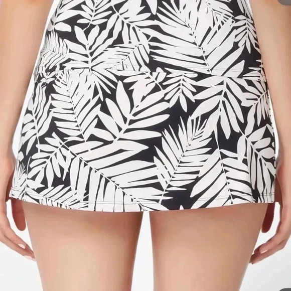 Bleu Rod Beattie Kore Underwire Cross Back Size 34D and Skirted Bottom Size 10 - Picture 7 of 11